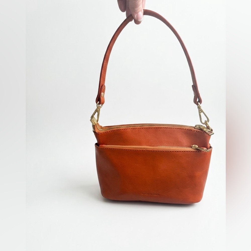Divina Firenze Italian Leather Convertible Shoulder Crossbody Bag Cognac Brown